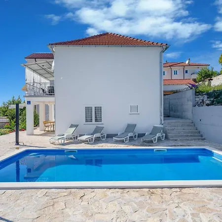 Tatil Evi 4 Bedroom Stunning In Bilice